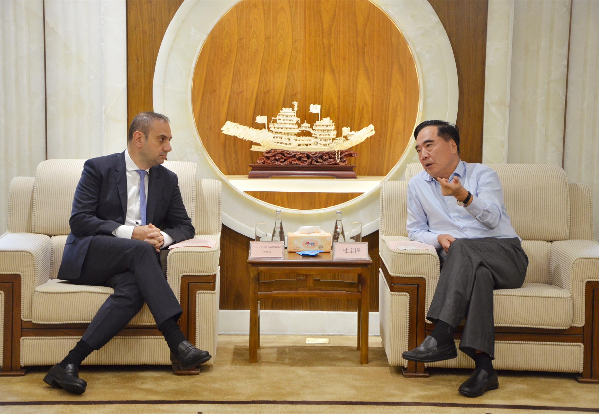 DG��Ѷ��(�й���)�ٷ���վ