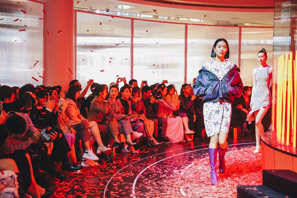 DGÊÓѶ¡¤(ÖйúÇø)¹Ù·½ÍøÕ¾