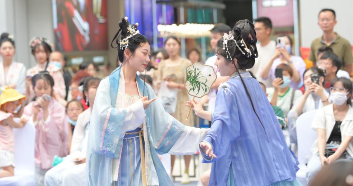 �ɶ�DG��Ѷ��(�й���)�ٷ���վDiscovery